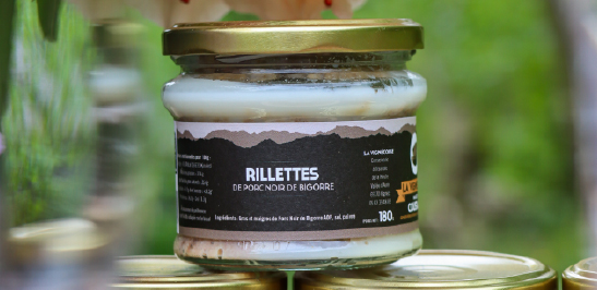 Conserverie artisanale AOP, Conserves de Porc Noir de Bigorre AOP, Eleveur de porc noir de Bigorre, Jambon noir de Bigorre AOP, Noir de Bigorre AOP, Porc noir de Bigorre AOP, Producteur de porc noir de Bigorre AOP, Viande de poir noir de Bigorre AOP